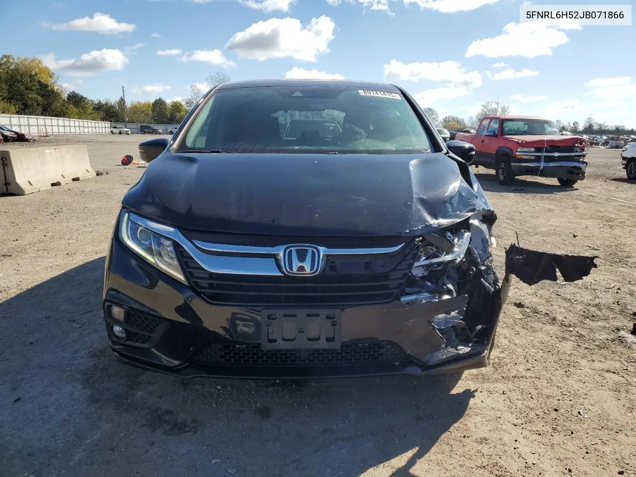 5FNRL6H52JB071866 2018 Honda Odyssey Ex