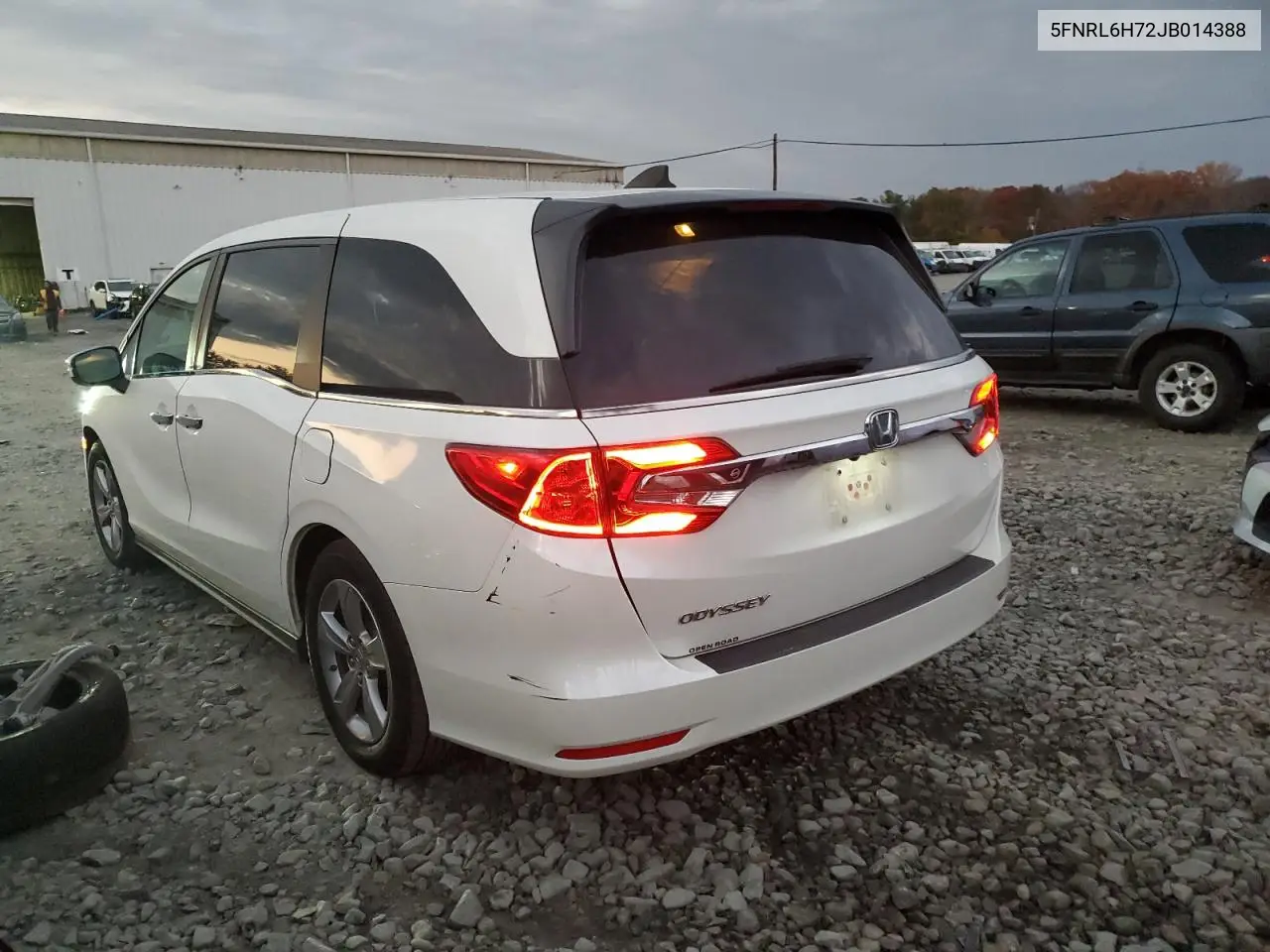 5FNRL6H72JB014388 2018 Honda Odyssey Exl