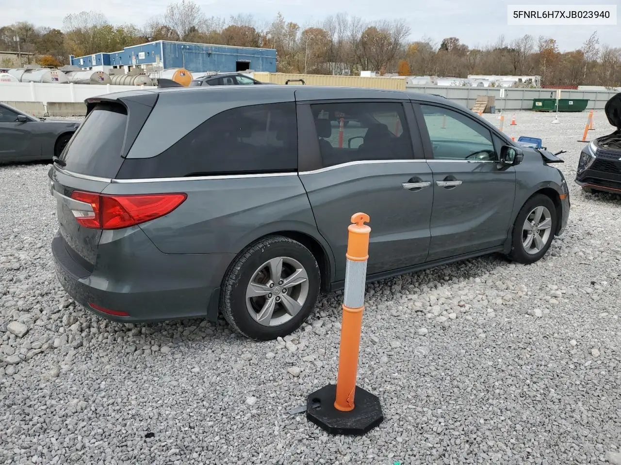 5FNRL6H7XJB023940 2018 Honda Odyssey Exl