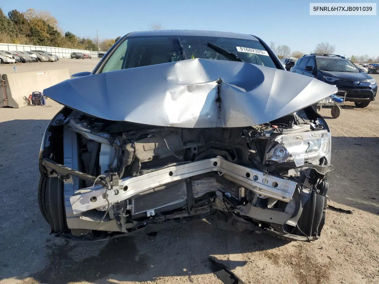 5FNRL6H7XJB091039 2018 Honda Odyssey Exl