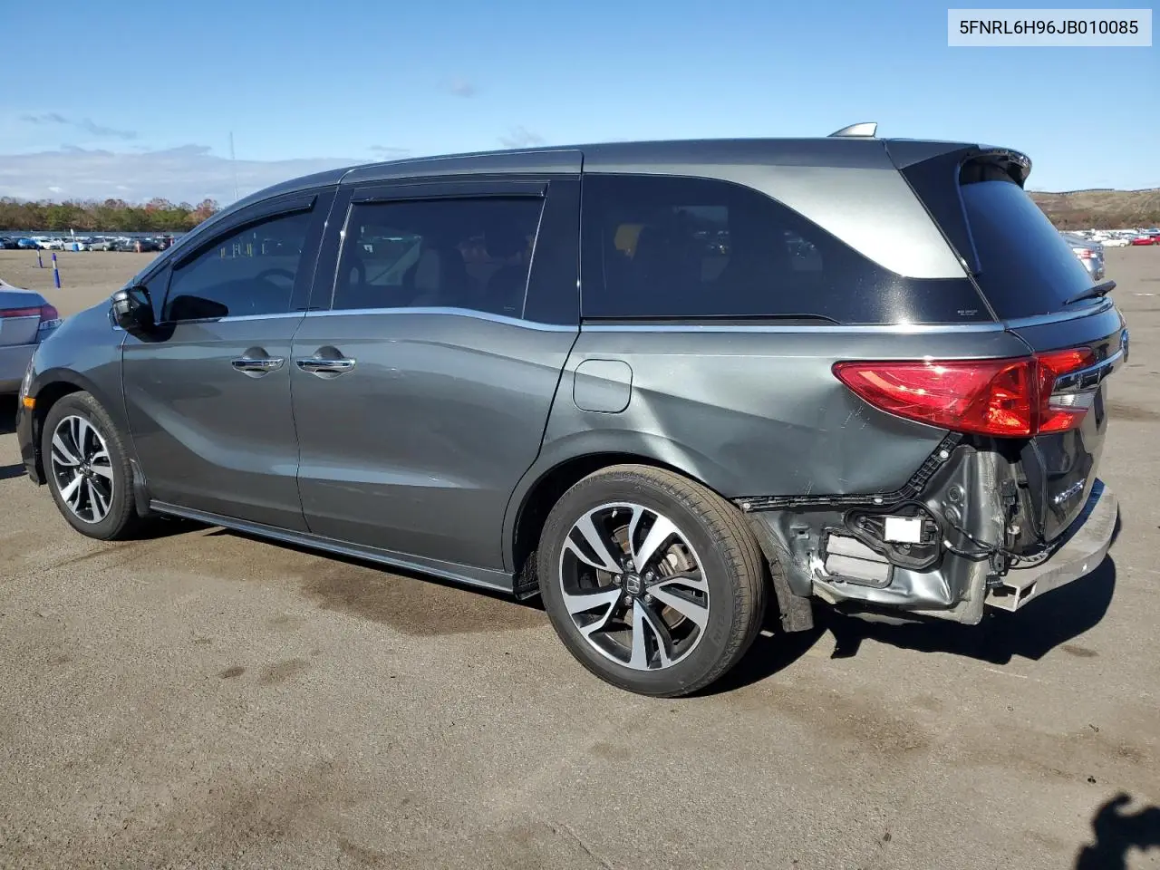5FNRL6H96JB010085 2018 Honda Odyssey Elite