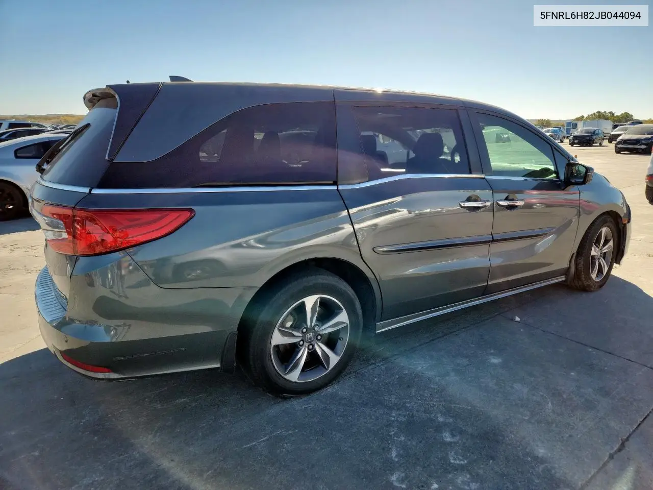 5FNRL6H82JB044094 2018 Honda Odyssey Touring