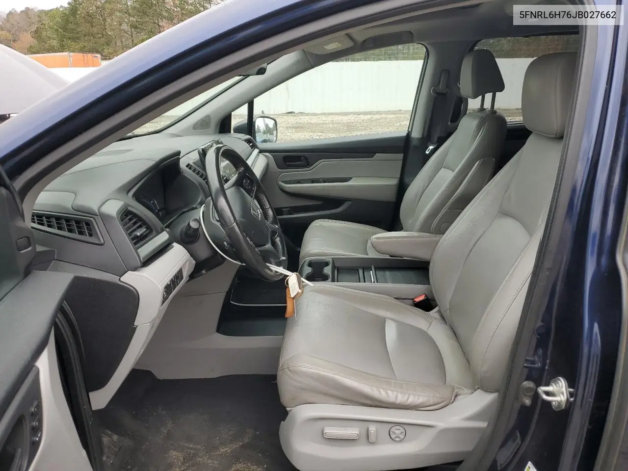 5FNRL6H76JB027662 2018 Honda Odyssey Exl
