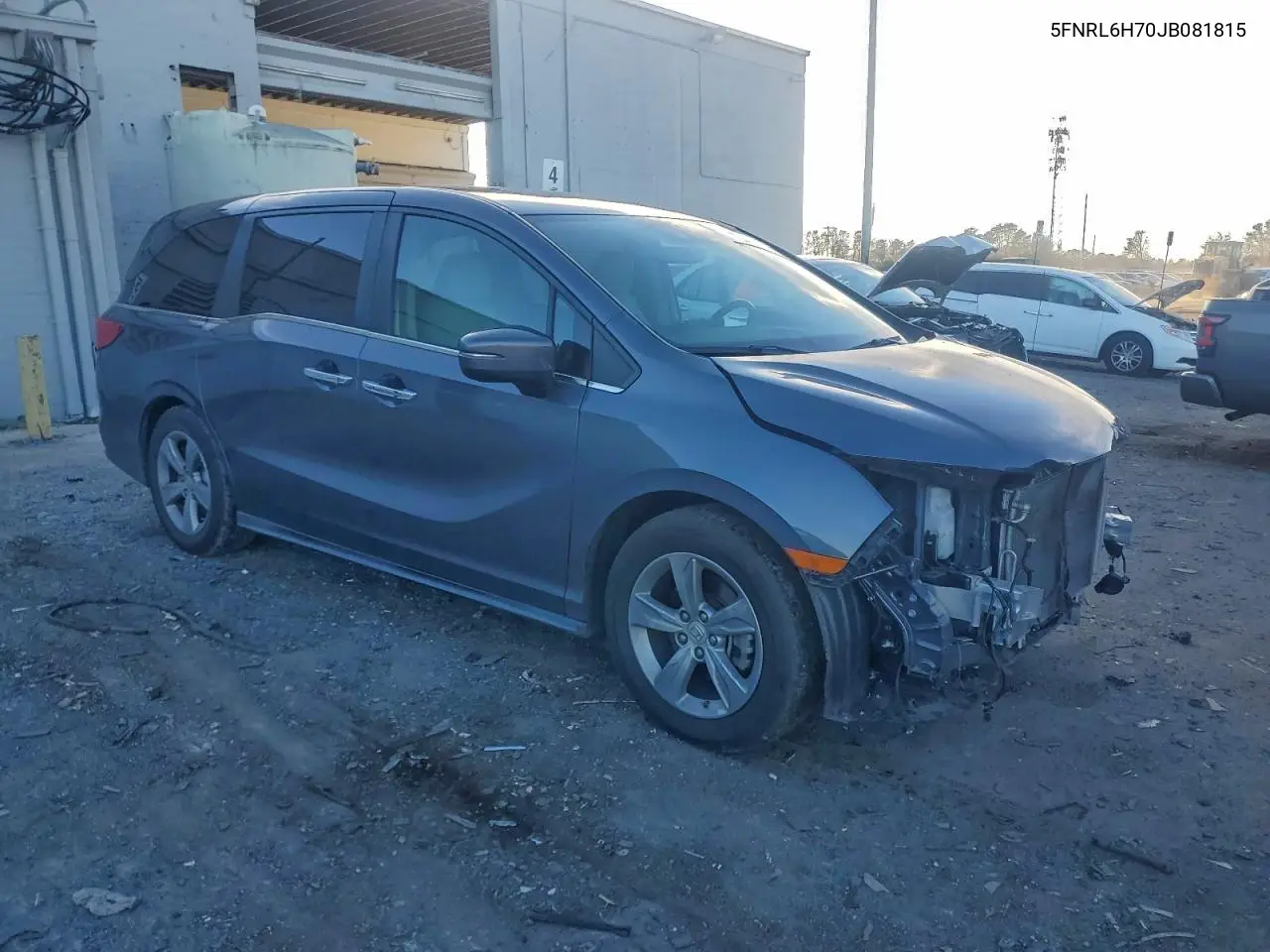 5FNRL6H70JB081815 2018 Honda Odyssey Exl