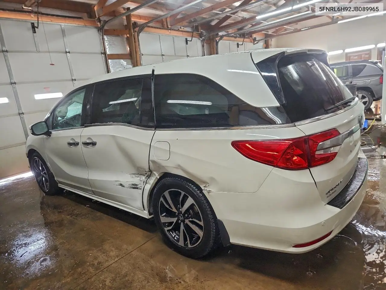 5FNRL6H92JB089965 2018 Honda Odyssey Elite
