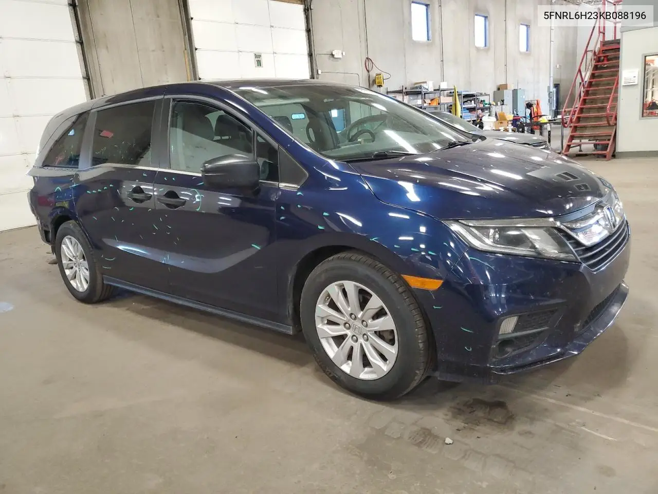 5FNRL6H23KB088196 2019 Honda Odyssey Lx