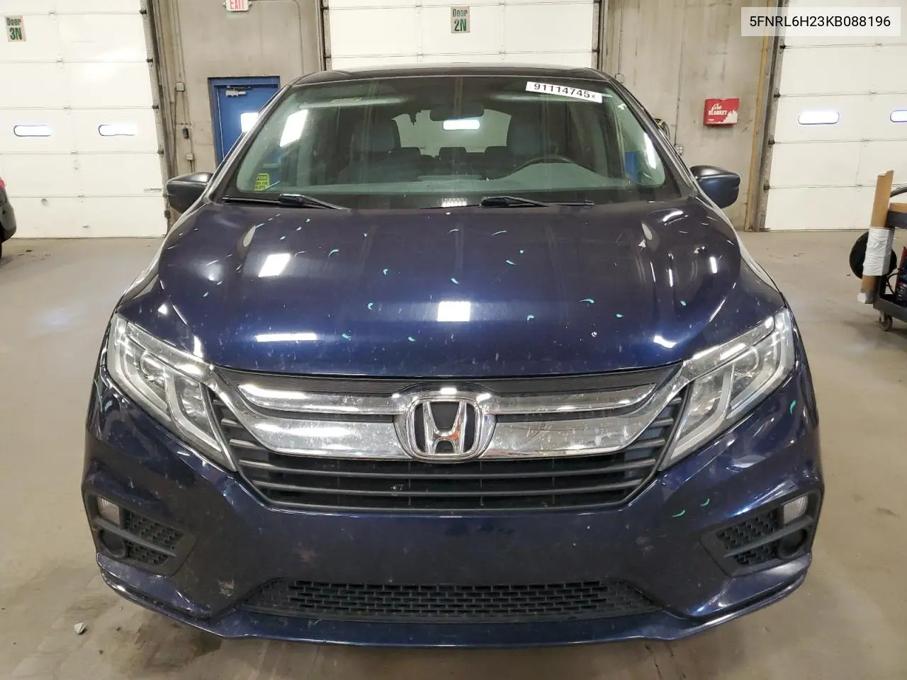 5FNRL6H23KB088196 2019 Honda Odyssey Lx