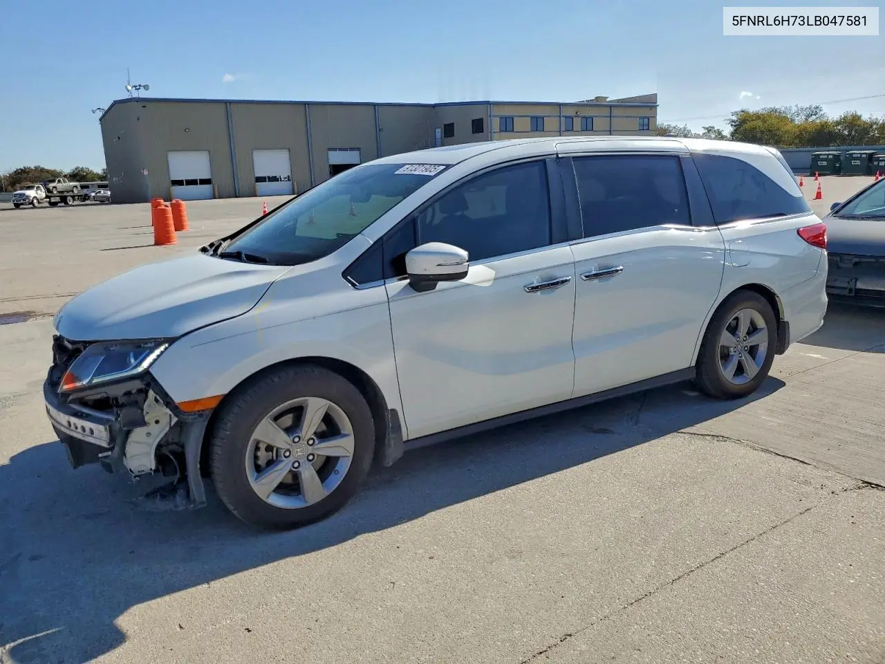 5FNRL6H73LB047581 2020 Honda Odyssey Exl