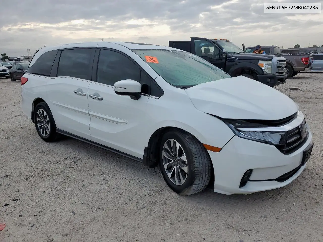 5FNRL6H72MB040235 2021 Honda Odyssey Exl
