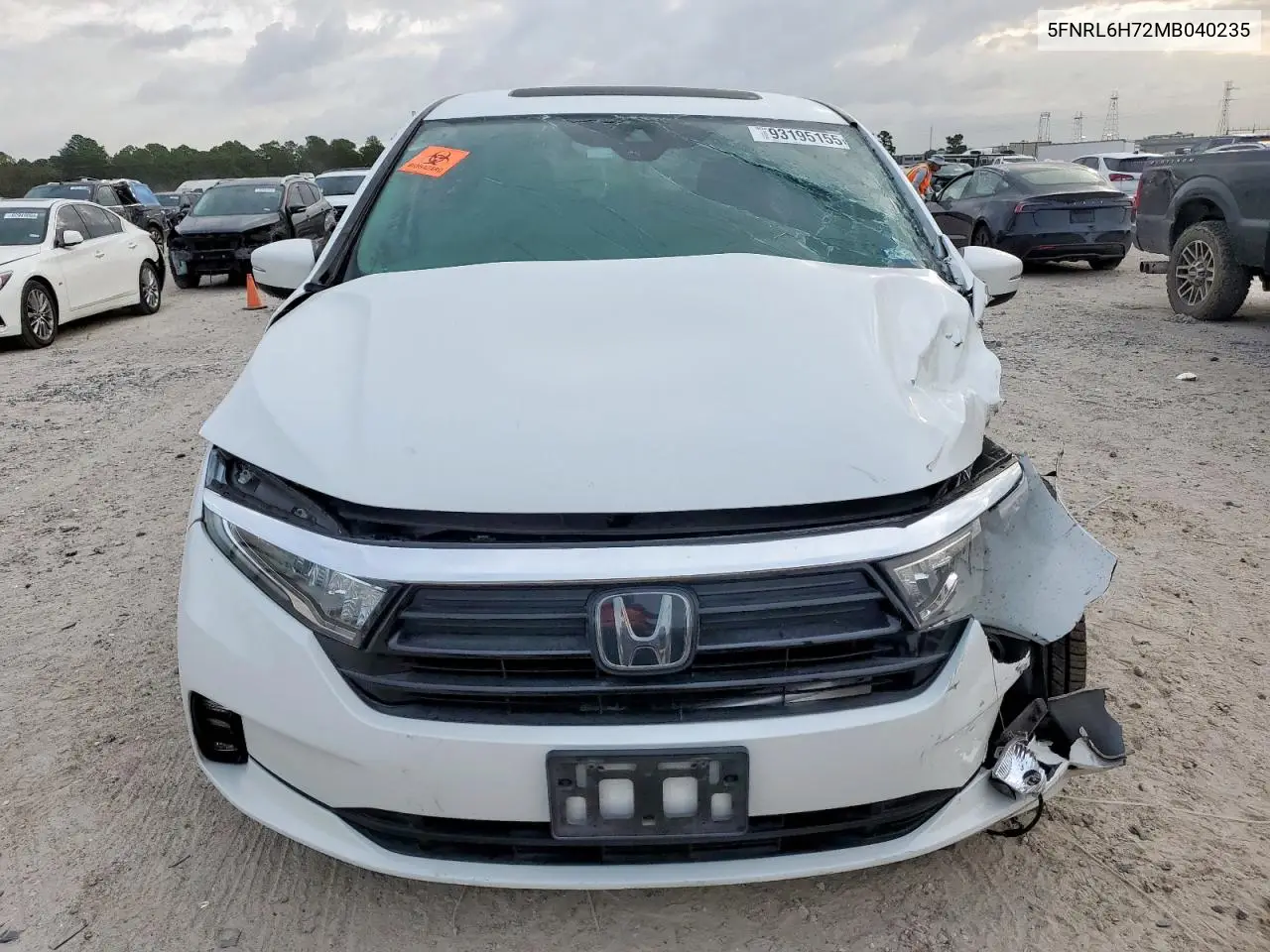5FNRL6H72MB040235 2021 Honda Odyssey Exl
