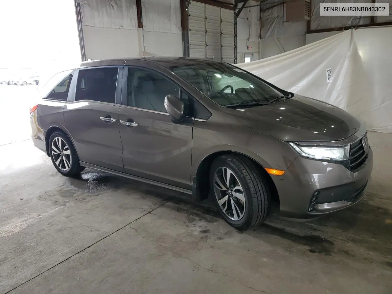 5FNRL6H83NB043302 2022 Honda Odyssey Touring