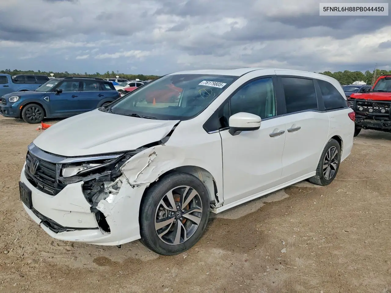 5FNRL6H88PB044450 2023 Honda Odyssey Touring