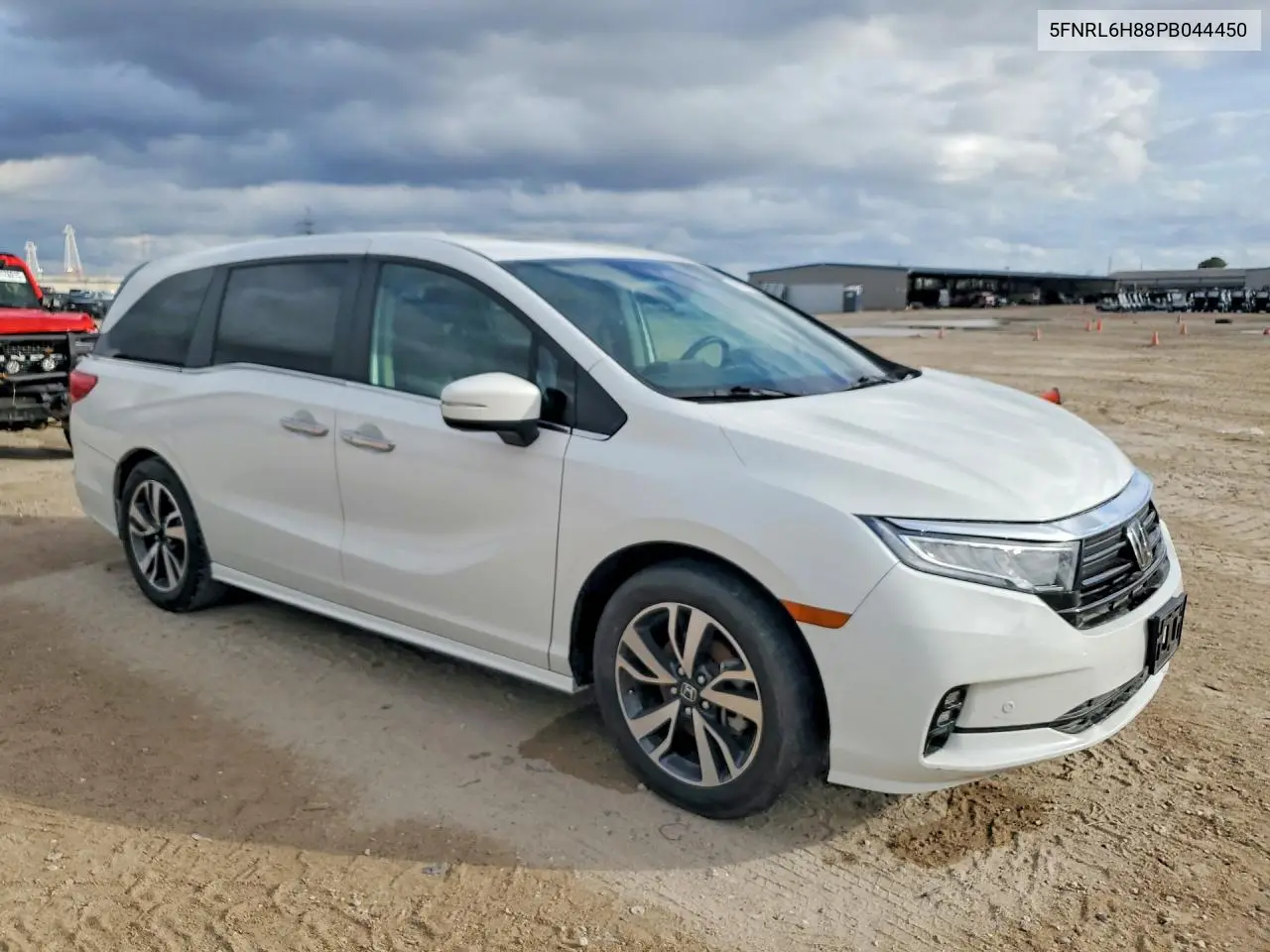 5FNRL6H88PB044450 2023 Honda Odyssey Touring