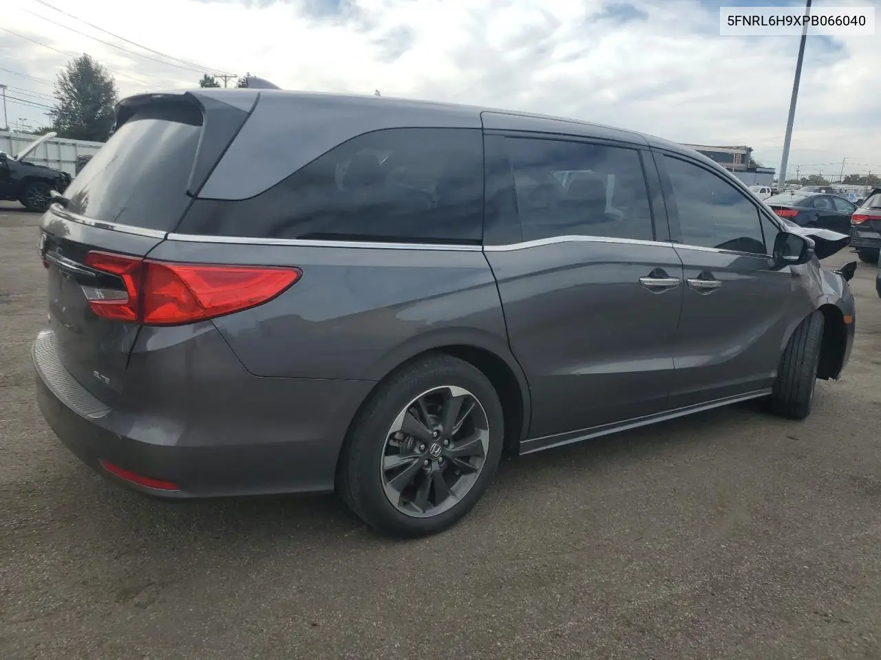 5FNRL6H9XPB066040 2023 Honda Odyssey Elite