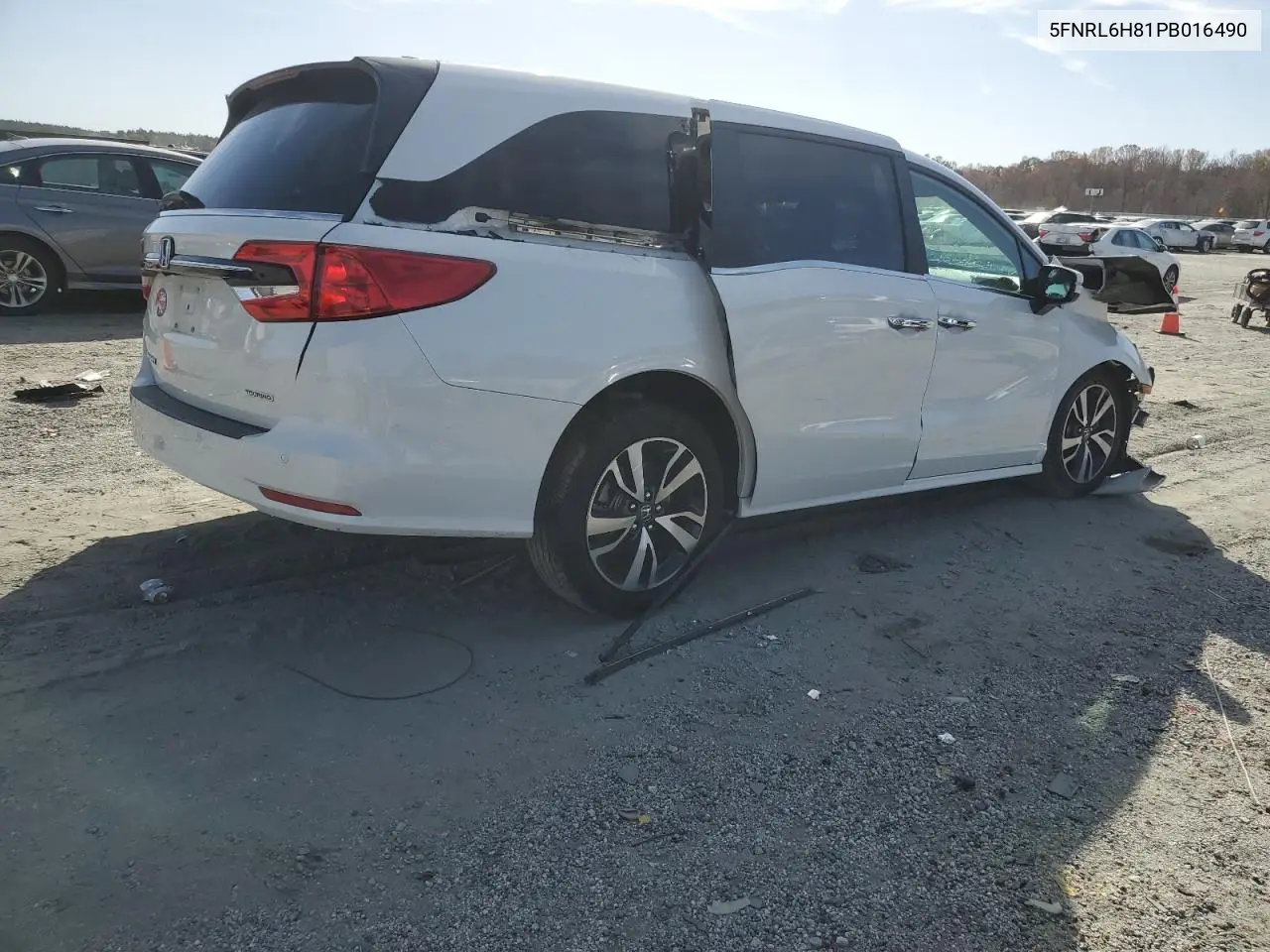5FNRL6H81PB016490 2023 Honda Odyssey Touring