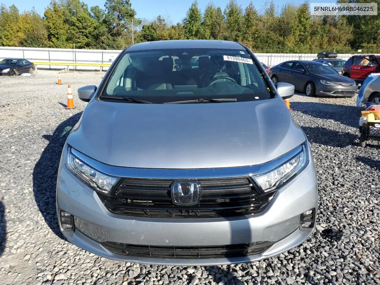 5FNRL6H69RB046225 2024 Honda Odyssey Exl