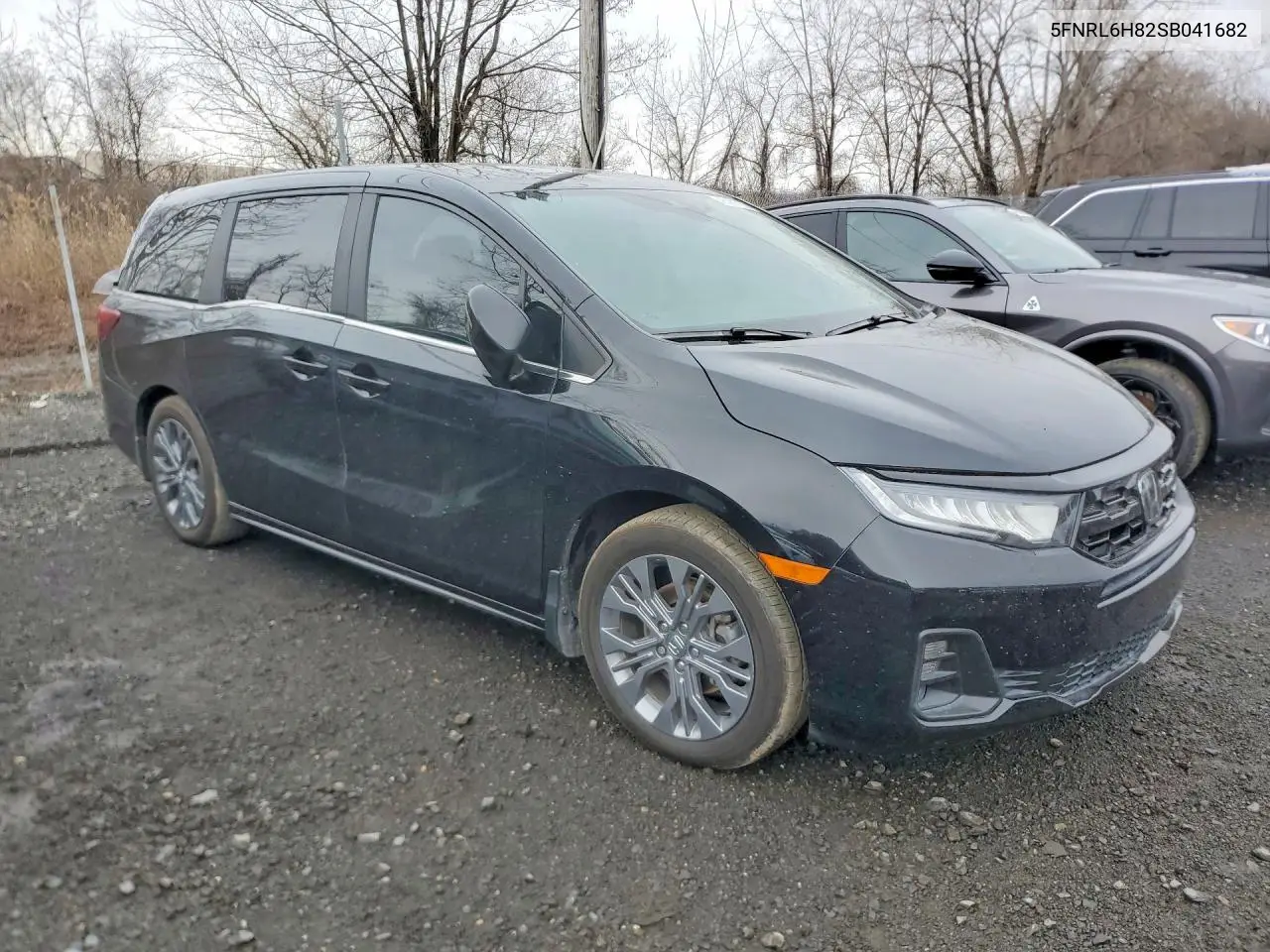 5FNRL6H82SB041682 2025 Honda Odyssey Touring
