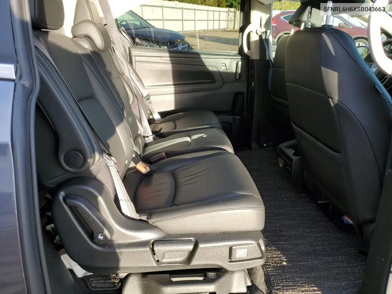 5FNRL6H6XSB043663 2025 Honda Odyssey Exl