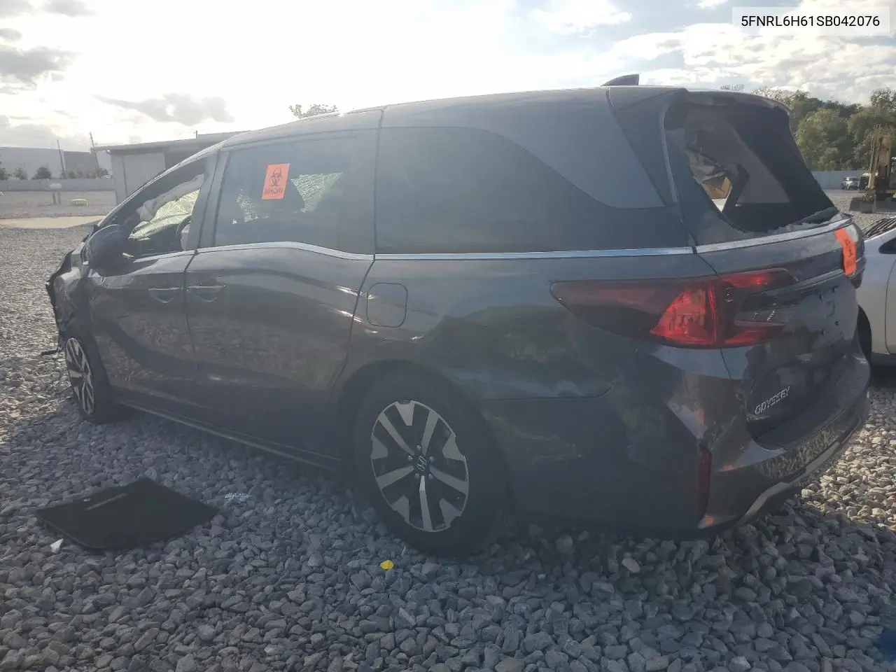 5FNRL6H61SB042076 2025 Honda Odyssey Exl