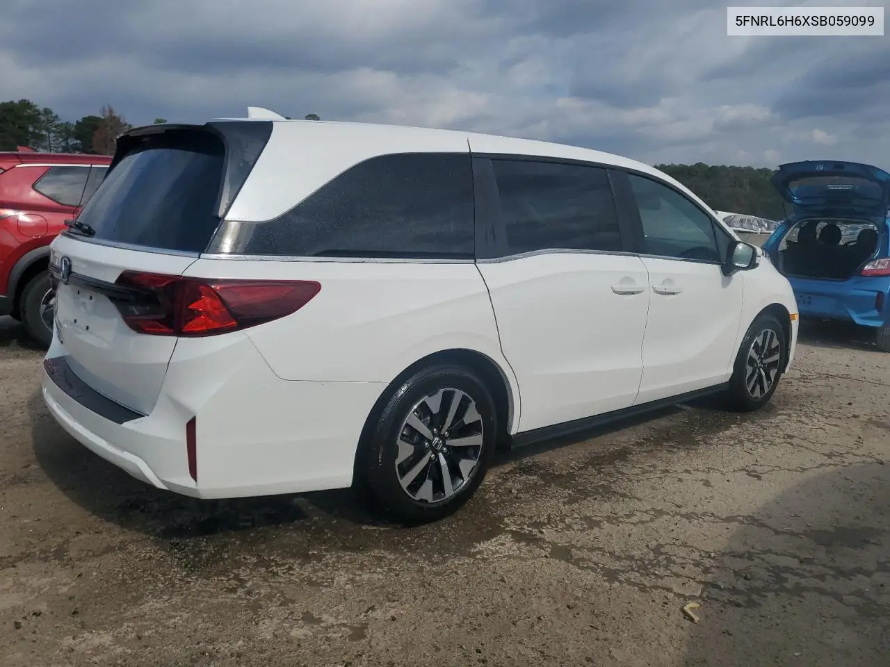 5FNRL6H6XSB059099 2025 Honda Odyssey Exl