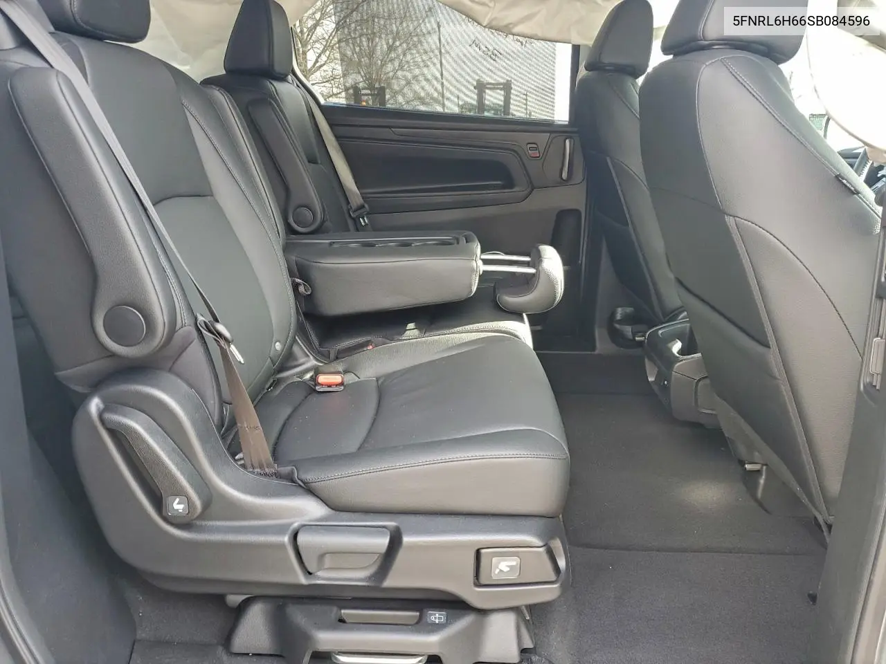 5FNRL6H66SB084596 2025 Honda Odyssey Exl