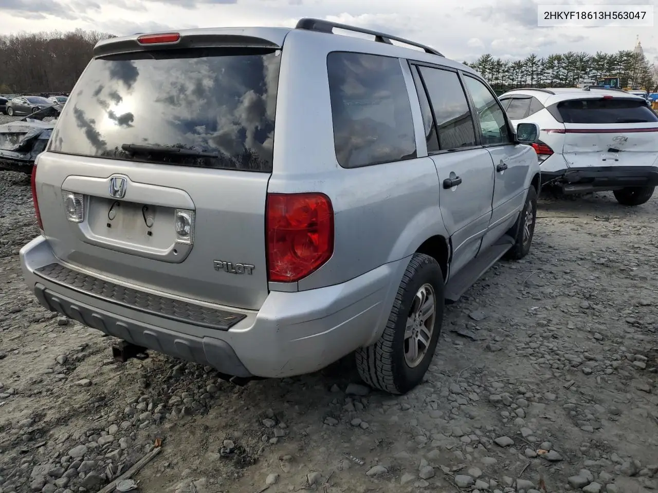 2HKYF18613H563047 2003 Honda Pilot Exl