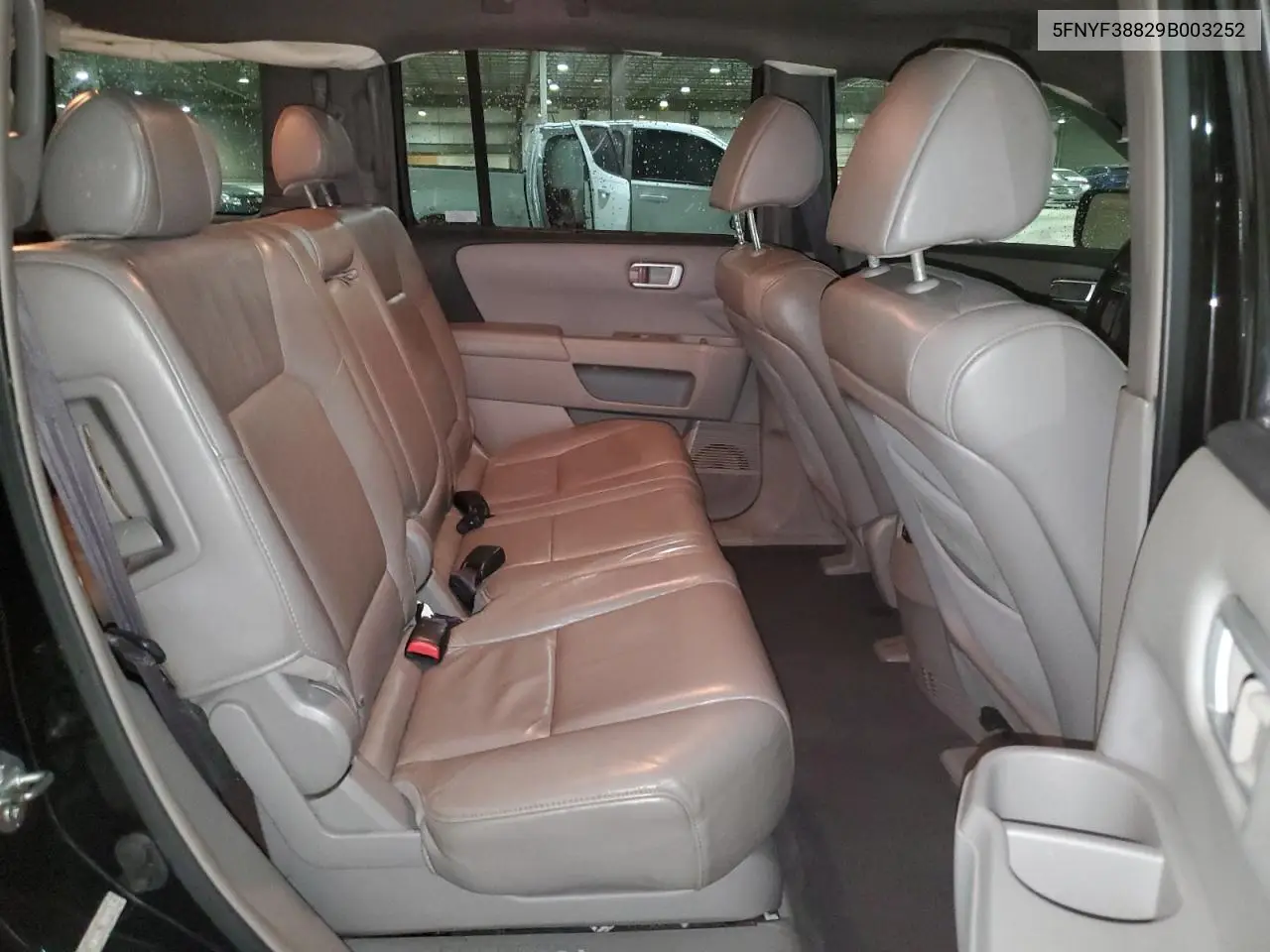 5FNYF38829B003252 2009 Honda Pilot Touring