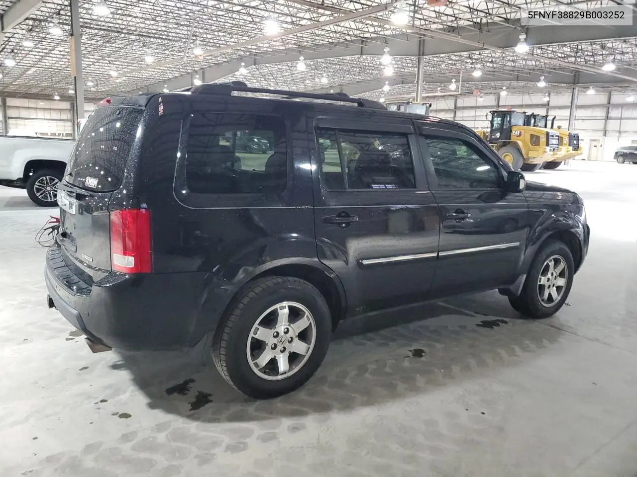 5FNYF38829B003252 2009 Honda Pilot Touring