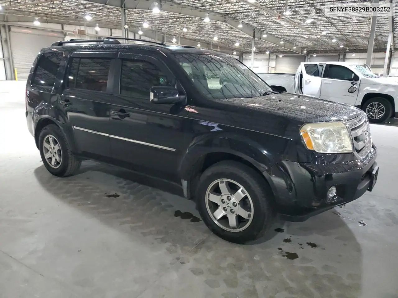 5FNYF38829B003252 2009 Honda Pilot Touring