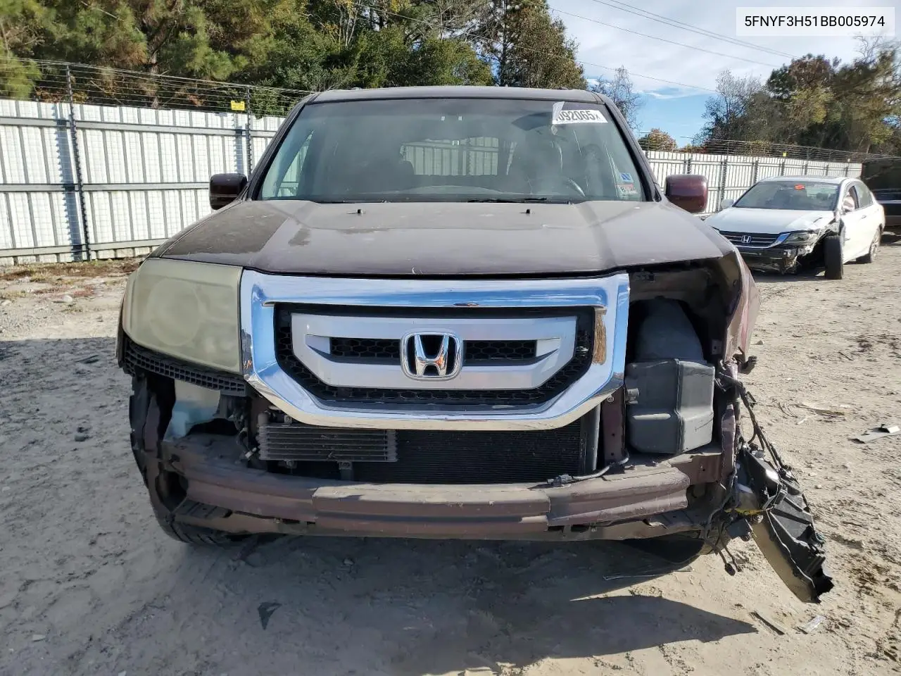 5FNYF3H51BB005974 2011 Honda Pilot Exl