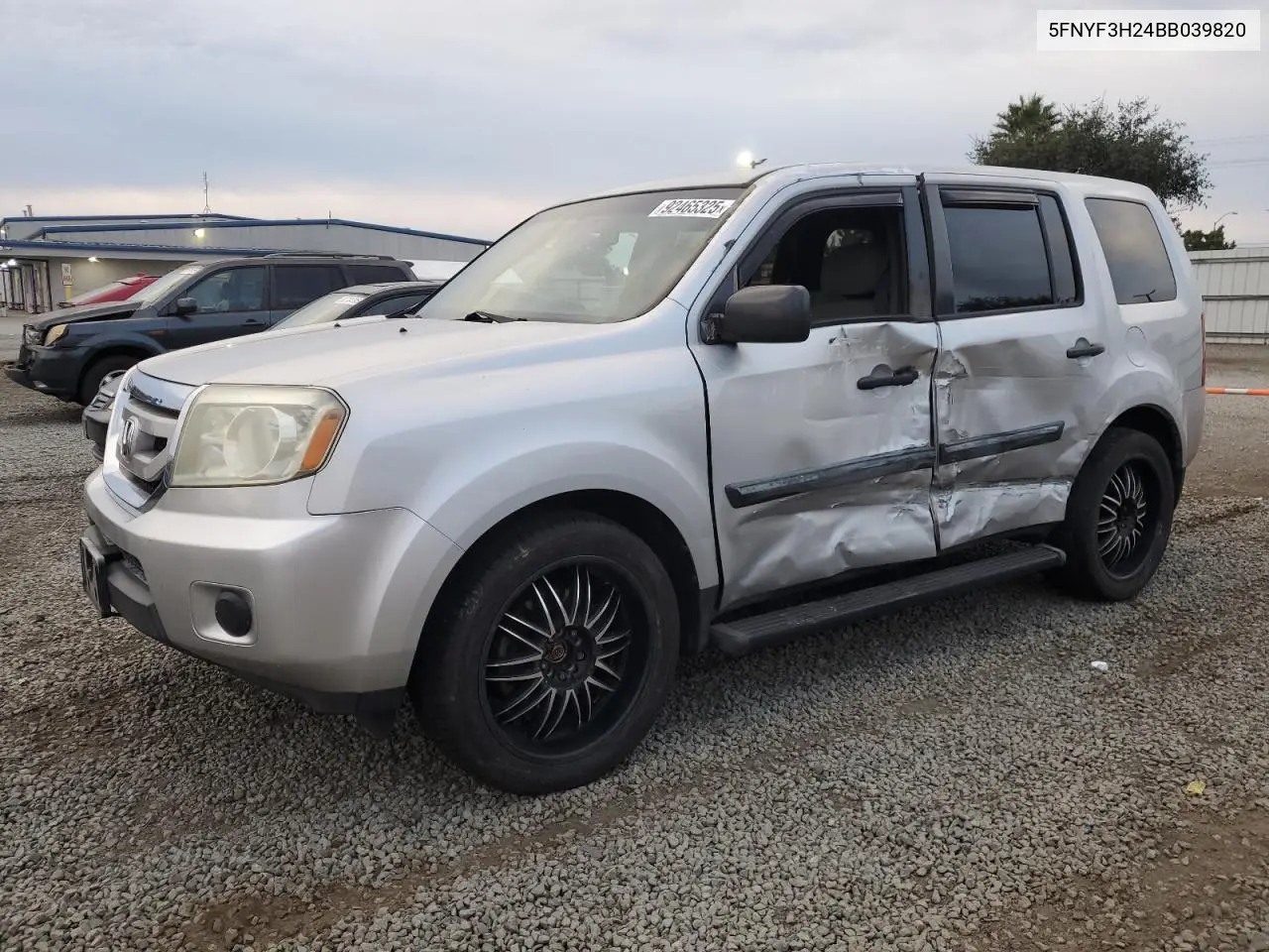 5FNYF3H24BB039820 2011 Honda Pilot Lx