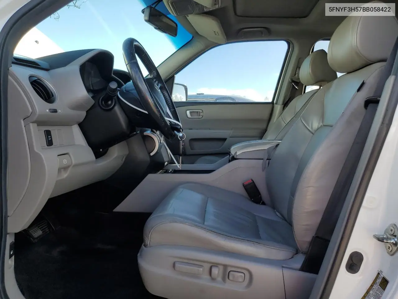 5FNYF3H57BB058422 2011 Honda Pilot Exl