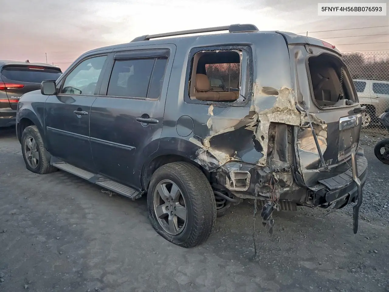 5FNYF4H56BB076593 2011 Honda Pilot Exl