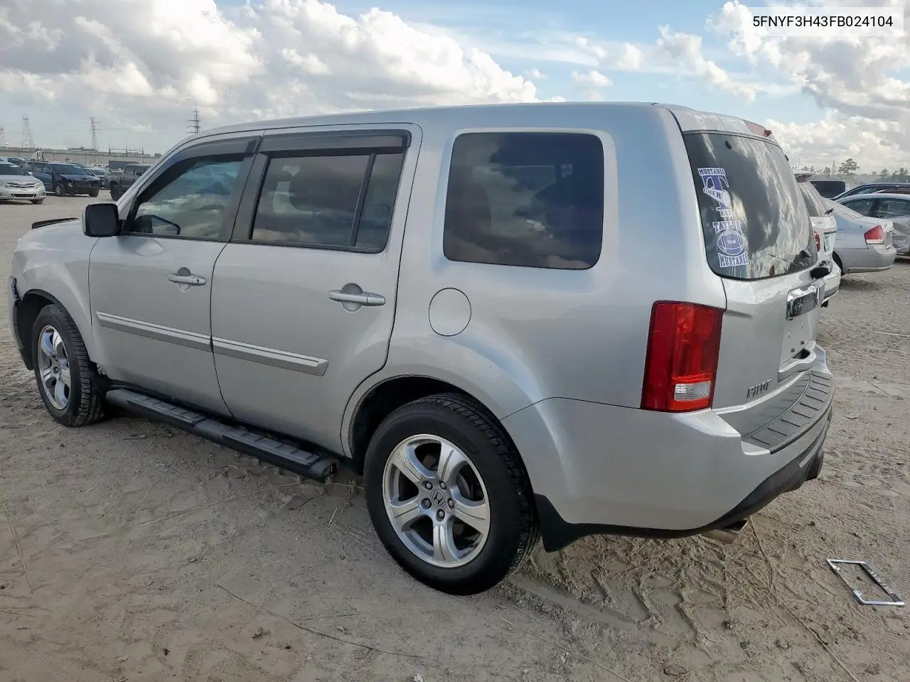 5FNYF3H43FB024104 2015 Honda Pilot Ex