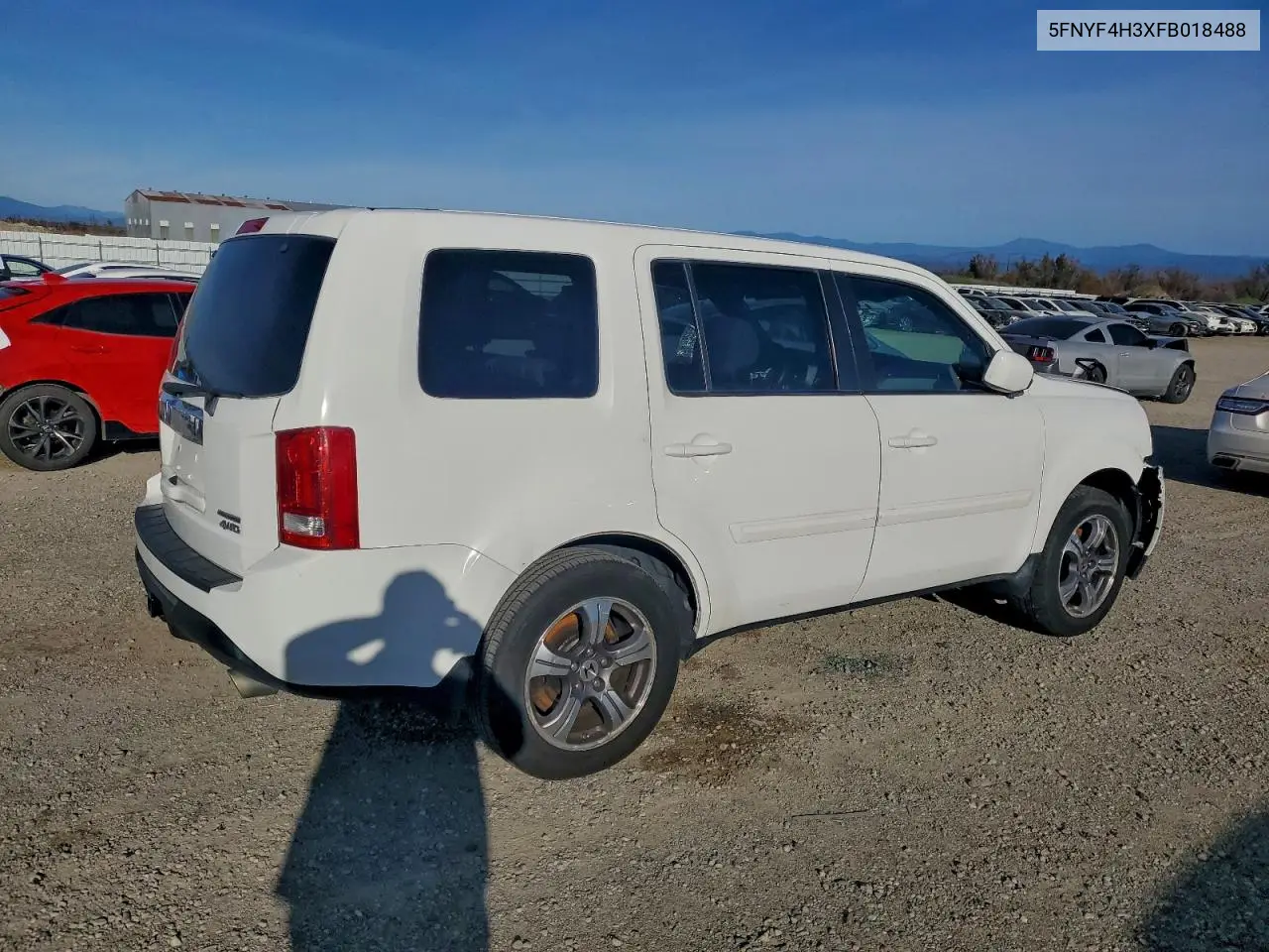 5FNYF4H3XFB018488 2015 Honda Pilot Se
