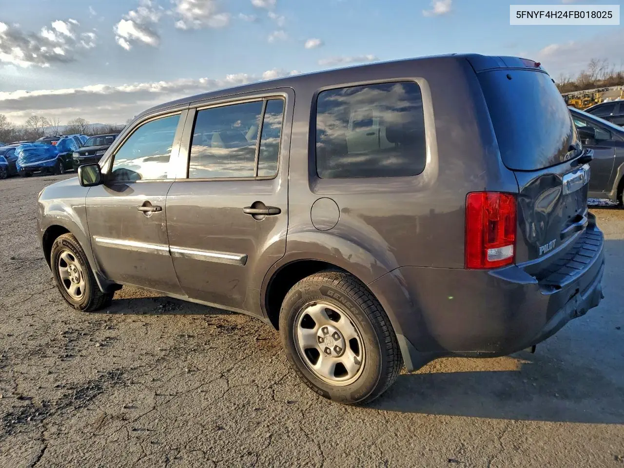 5FNYF4H24FB018025 2015 Honda Pilot Lx