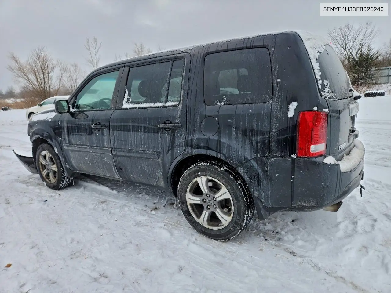 5FNYF4H33FB026240 2015 Honda Pilot Se