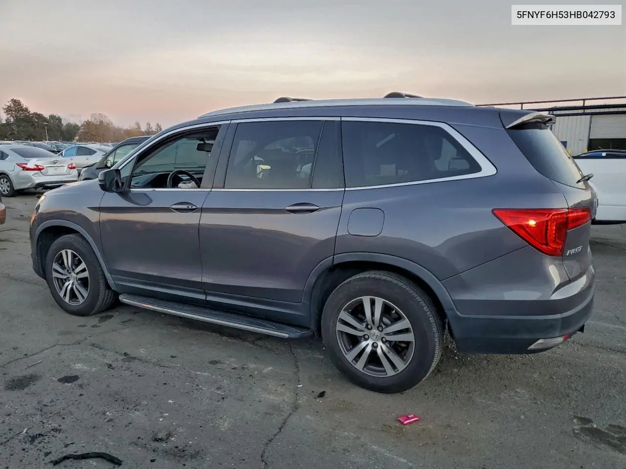 5FNYF6H53HB042793 2017 Honda Pilot Exl