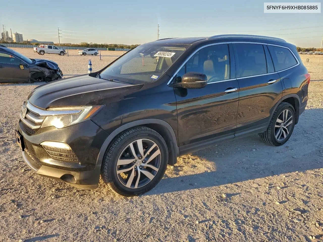 5FNYF6H9XHB085885 2017 Honda Pilot Touring