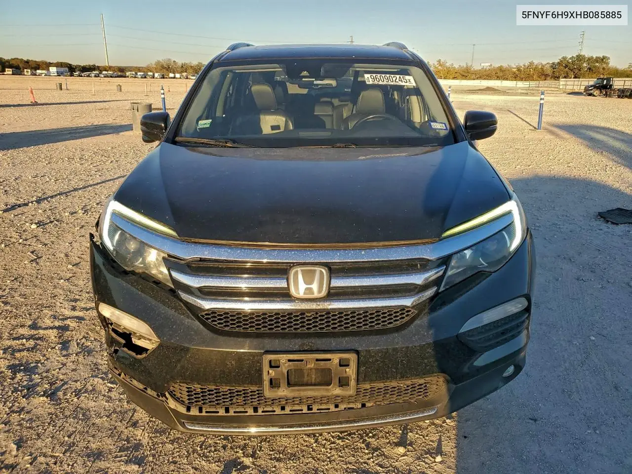 5FNYF6H9XHB085885 2017 Honda Pilot Touring