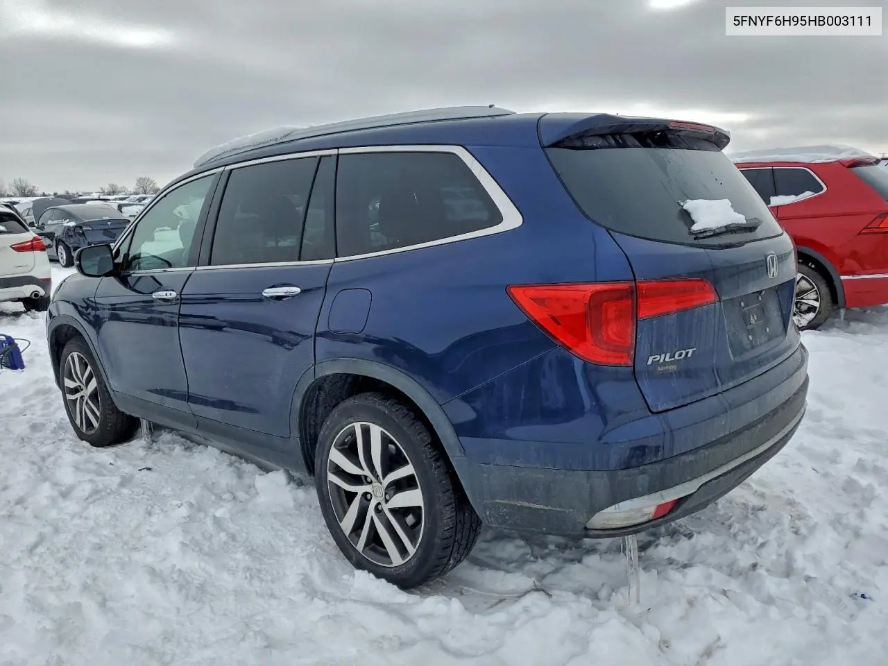 5FNYF6H95HB003111 2017 Honda Pilot Touring