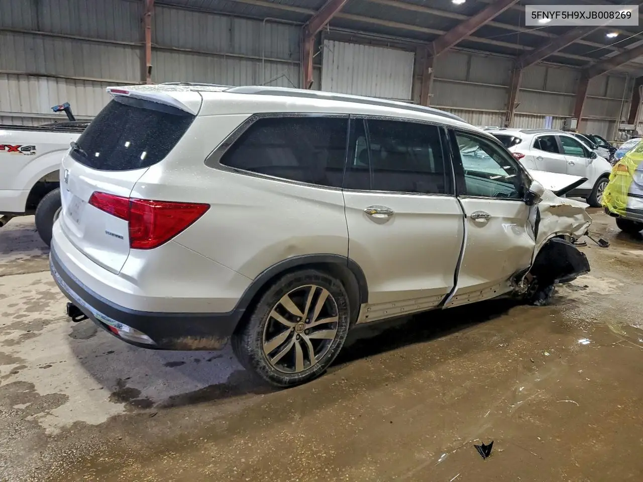 5FNYF5H9XJB008269 2018 Honda Pilot Touring