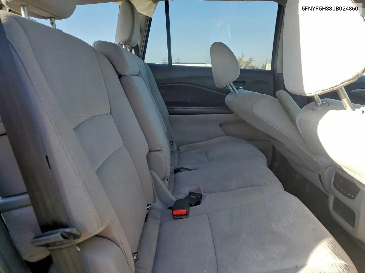 5FNYF5H33JB024860 2018 Honda Pilot Ex