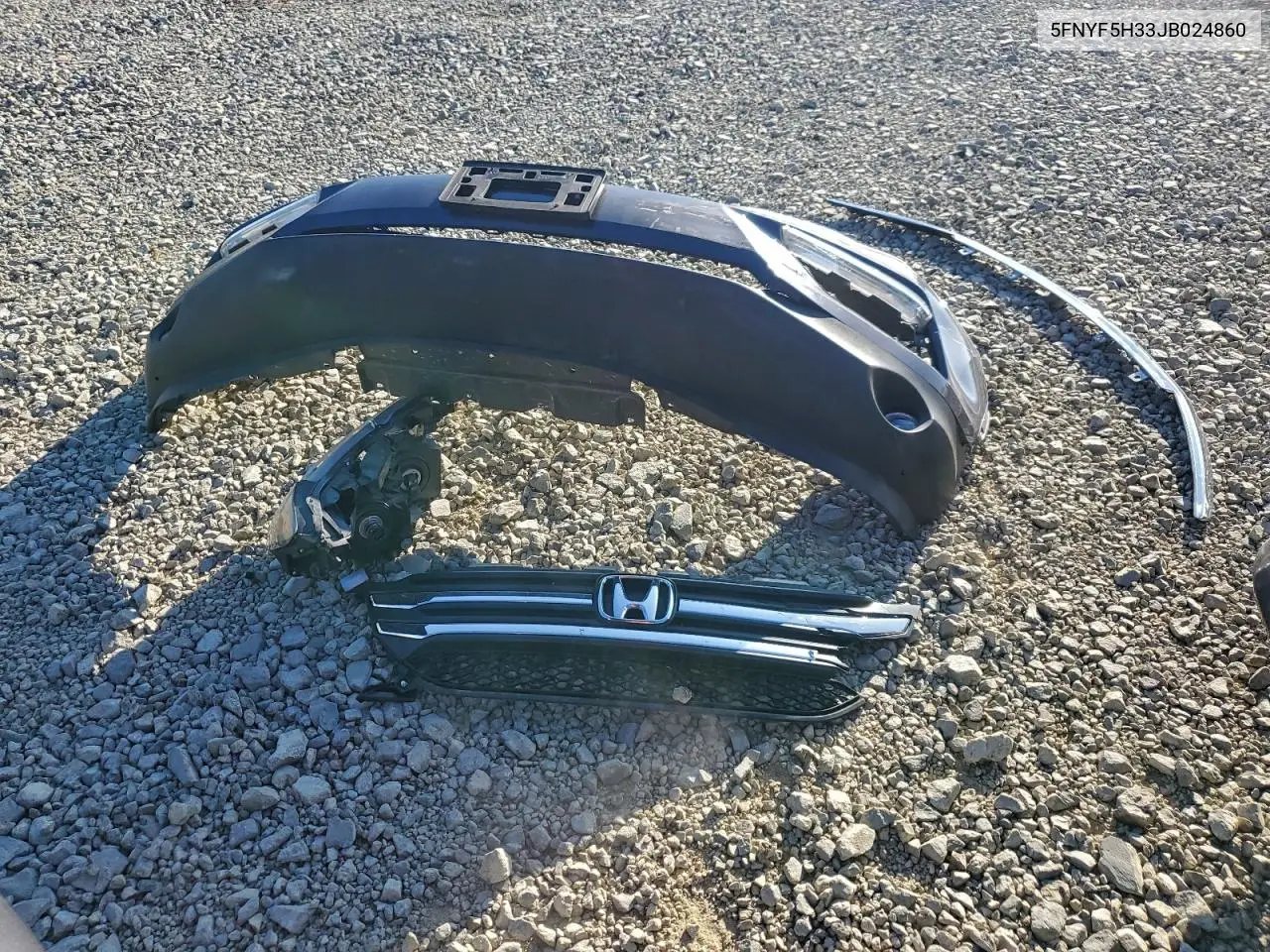5FNYF5H33JB024860 2018 Honda Pilot Ex