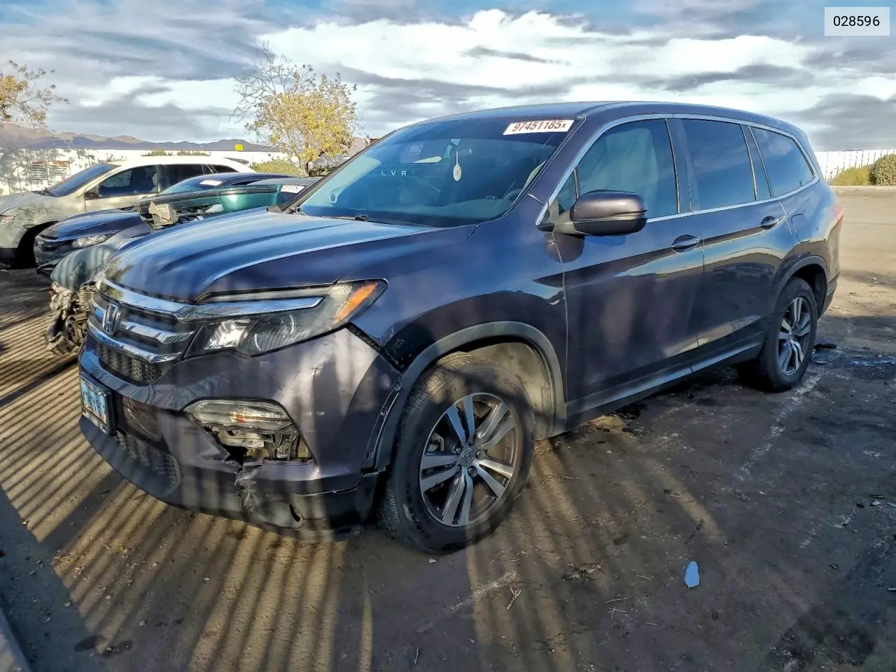 028596 2018 Honda Pilot Ex