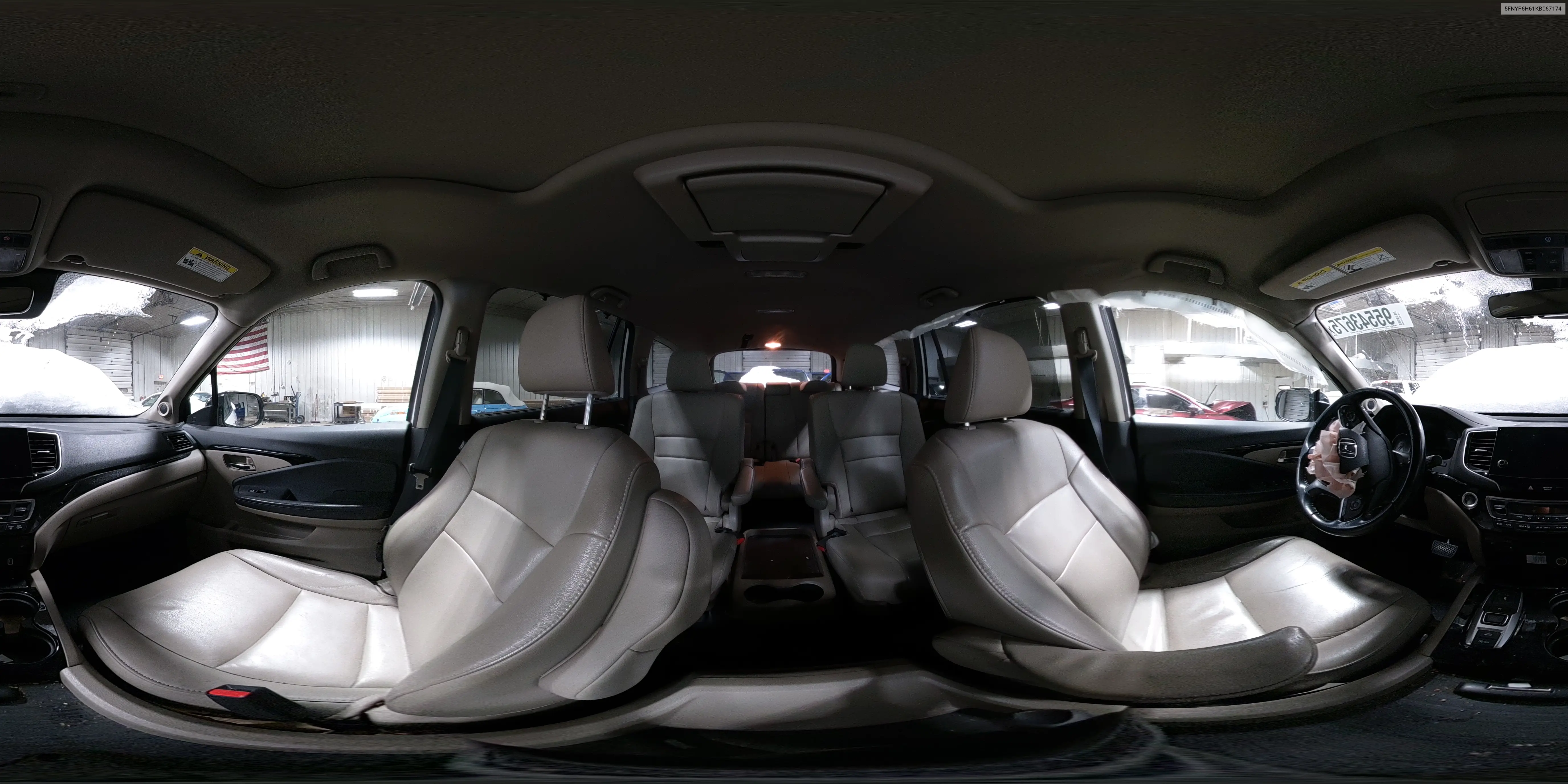 5FNYF6H61KB067174 2019 Honda Pilot Touring