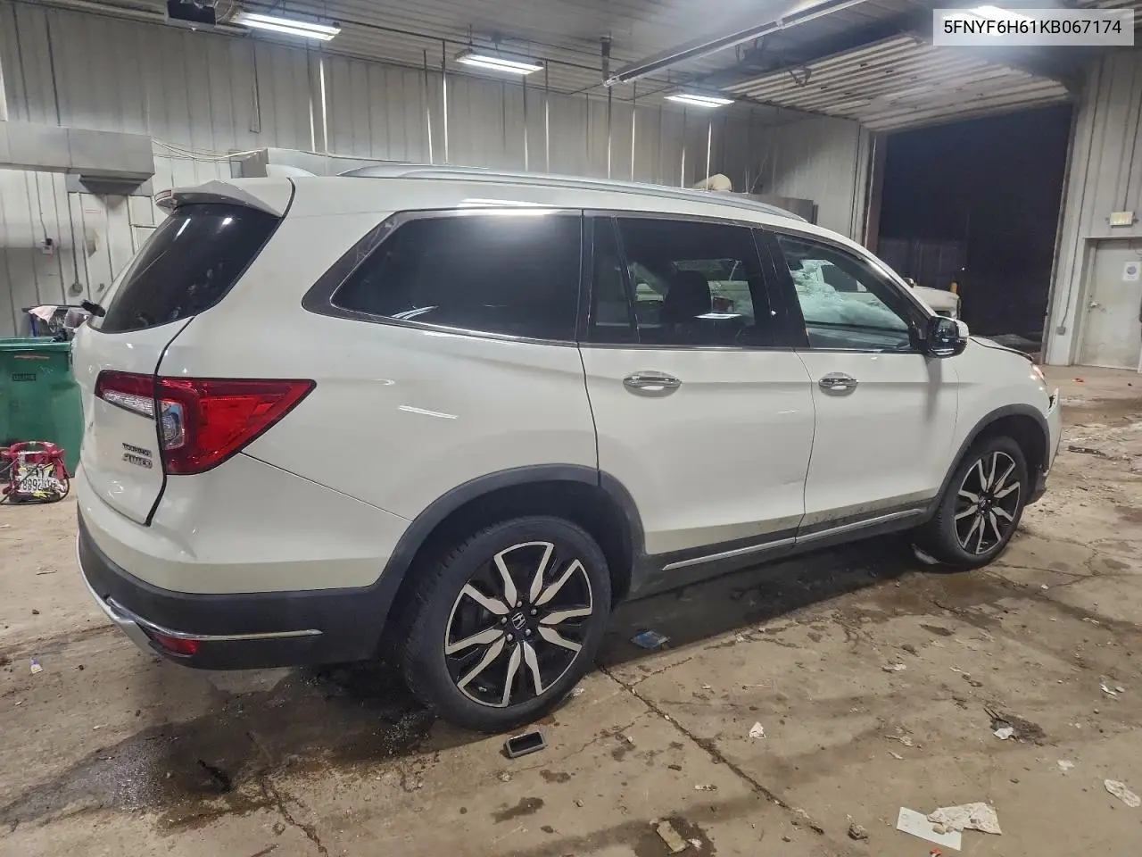 5FNYF6H61KB067174 2019 Honda Pilot Touring