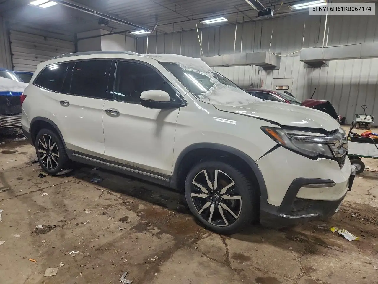 5FNYF6H61KB067174 2019 Honda Pilot Touring