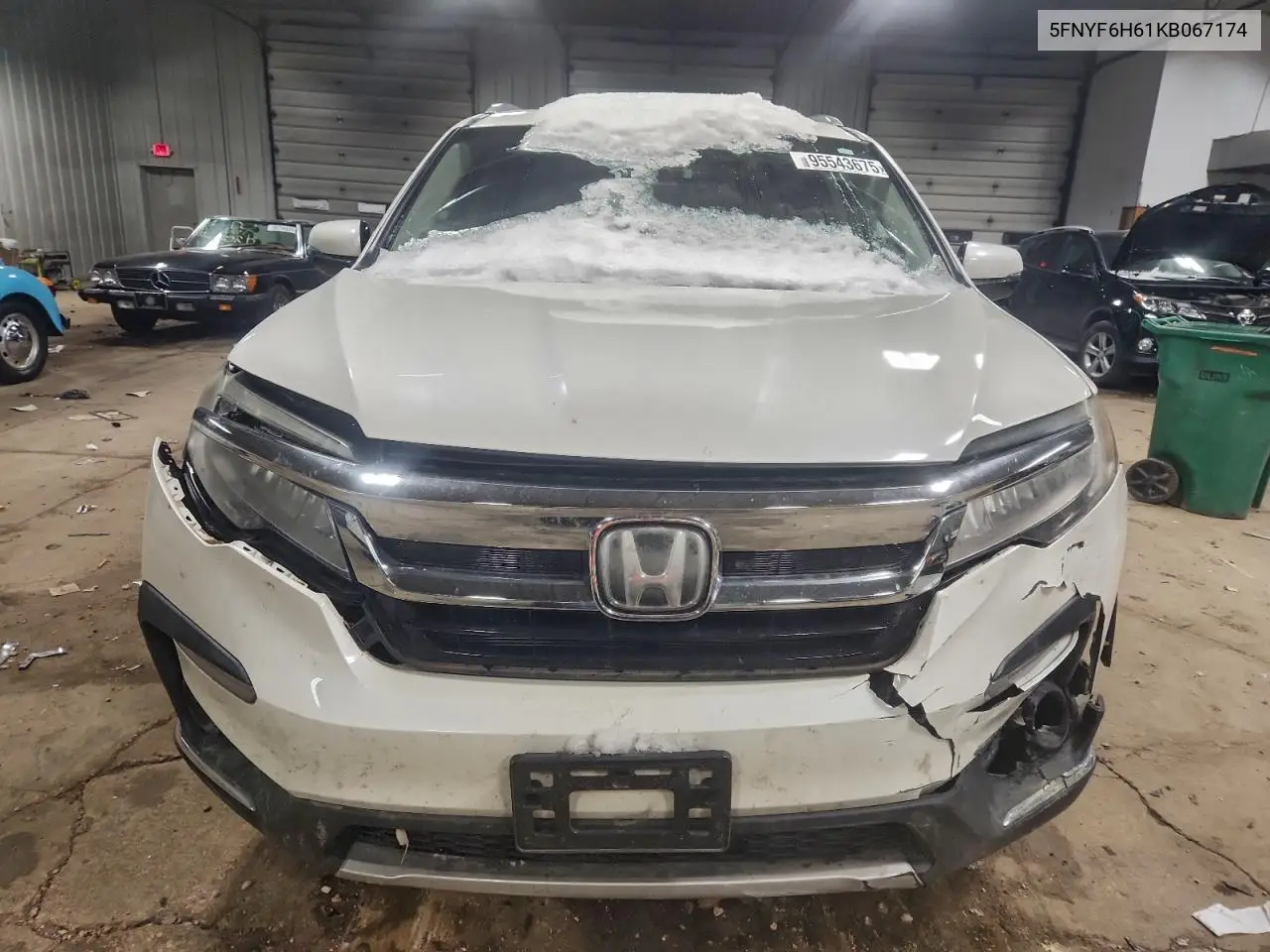 5FNYF6H61KB067174 2019 Honda Pilot Touring