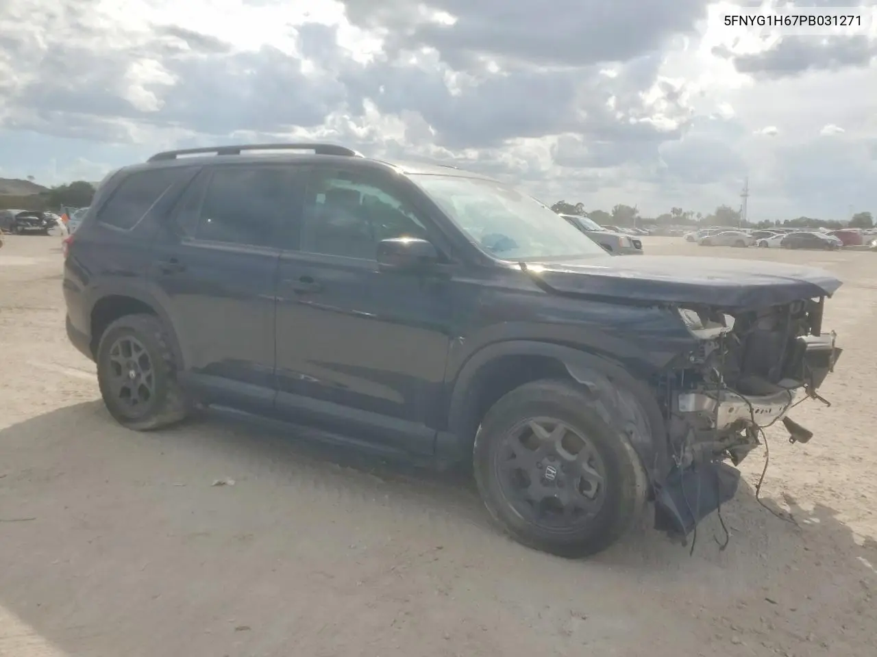 5FNYG1H67PB031271 2023 Honda Pilot Trailsport